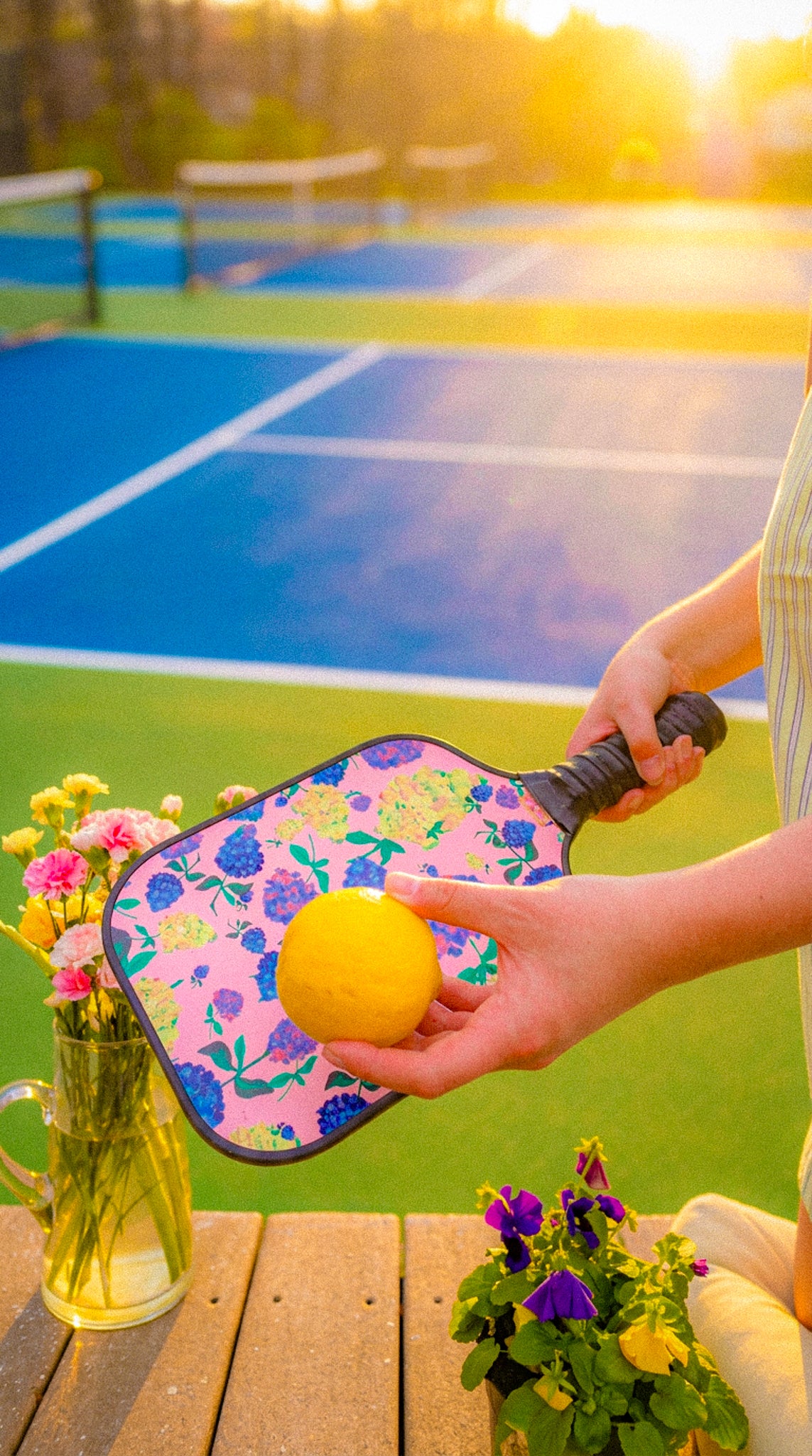 Painted Hydrangea's Light Pink Pickleball paddle set