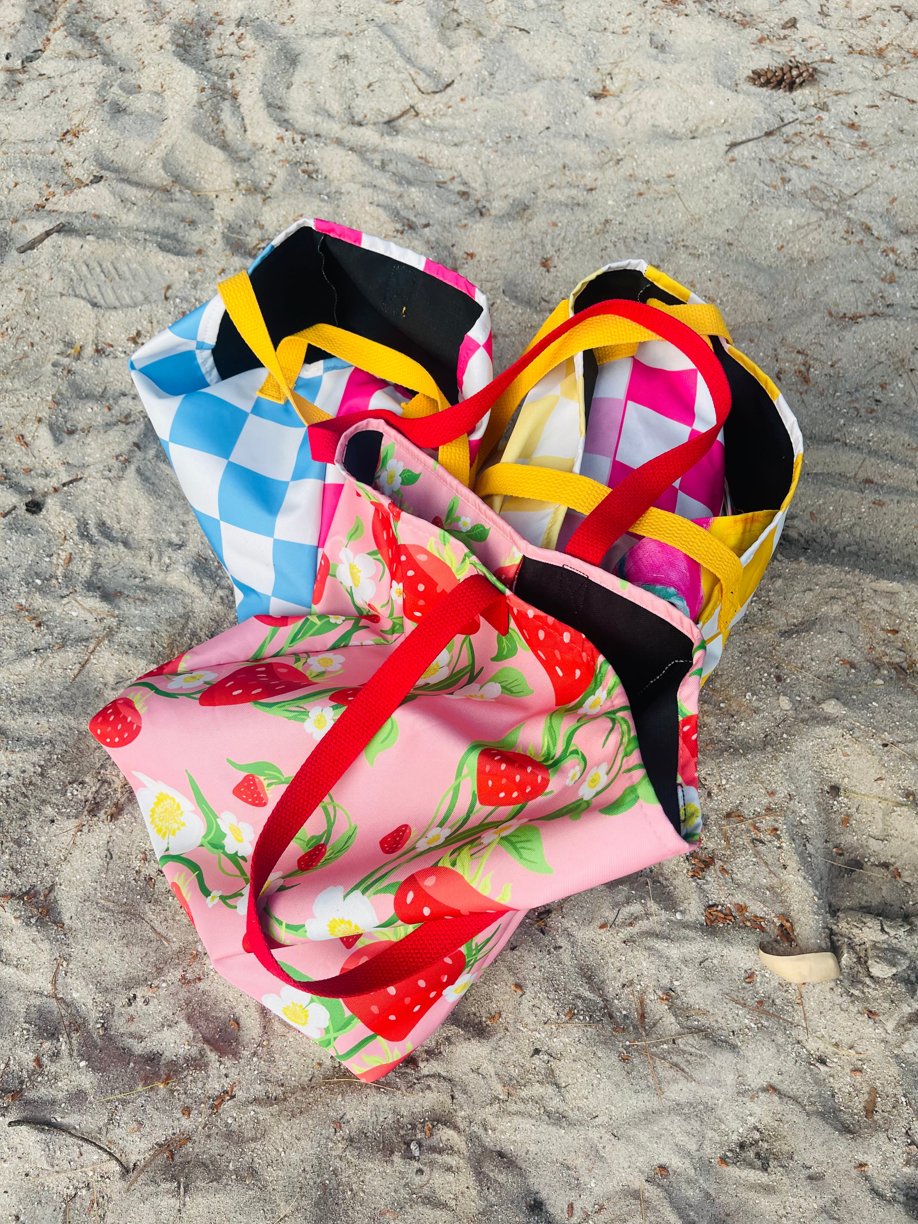 Trendy Checkered Blue and Pink Tote Bag 🍭