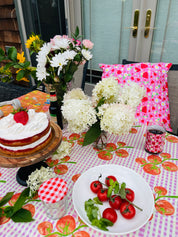 Gingham Tomato | Square Tablecloth 🍅