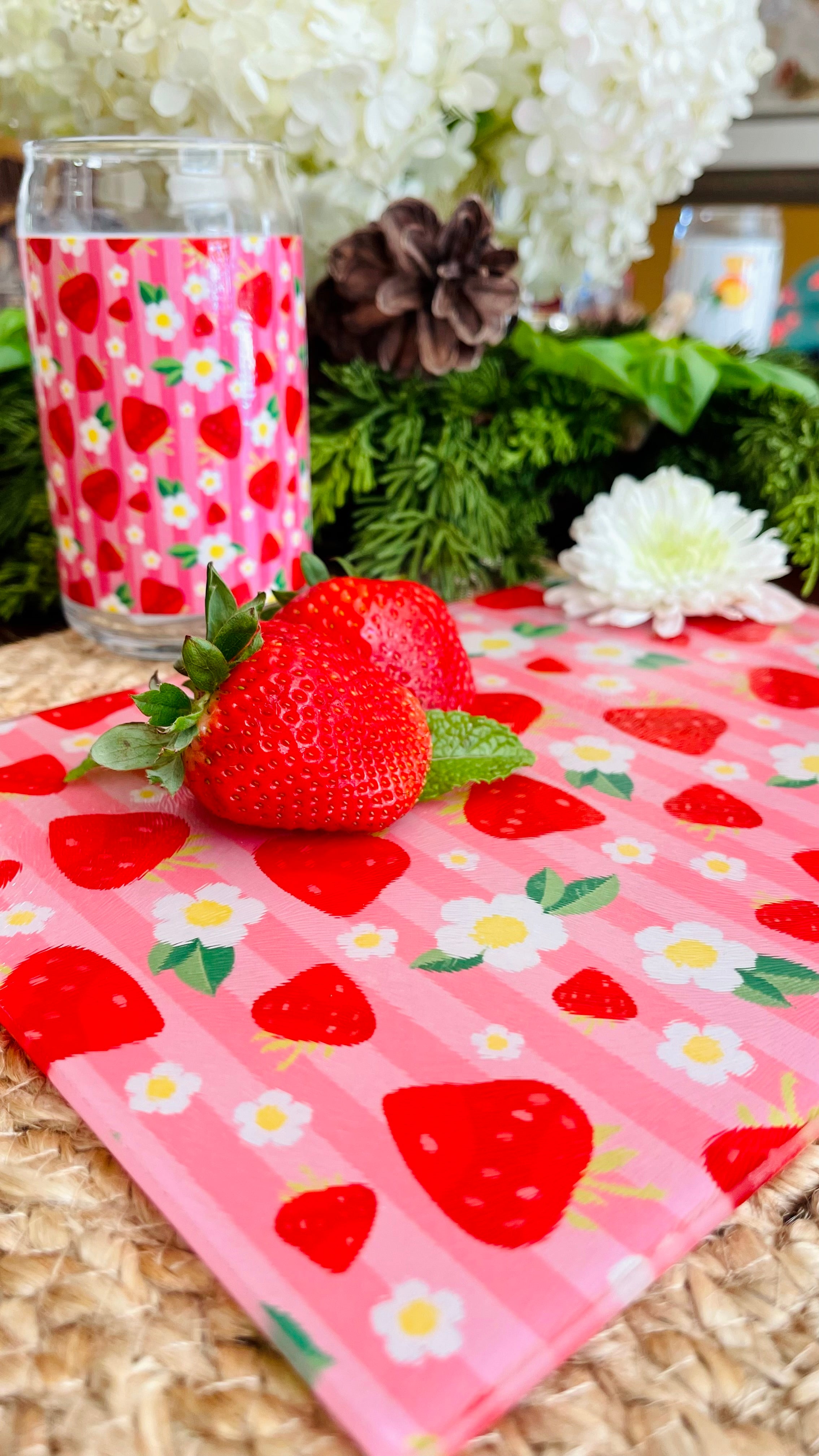 Strawberry Field | Glass Cutting Board 🍓