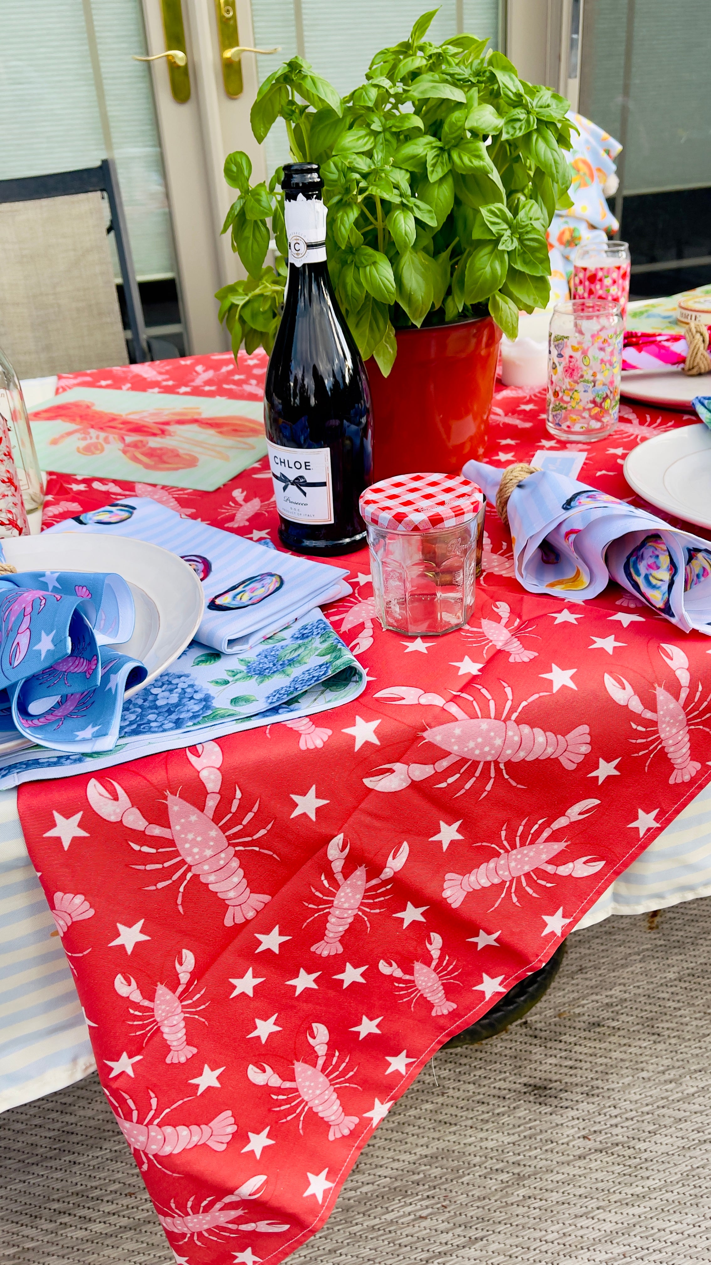 Crawfish Red | Square Tablecloth 🍅