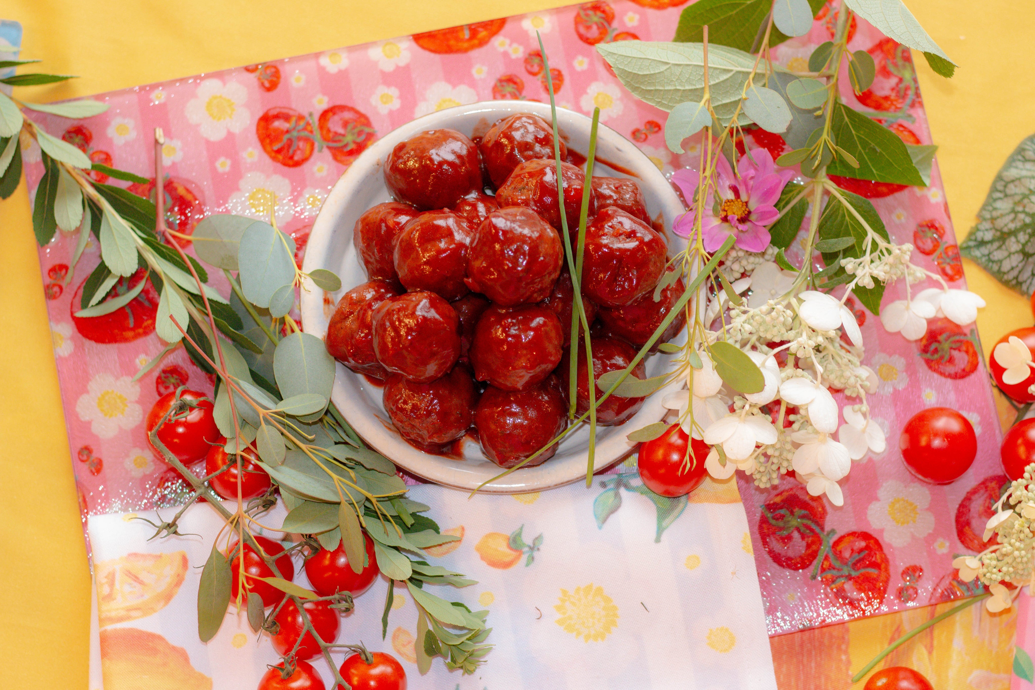 Tomato Garden | Glass Cutting Board 🍅
